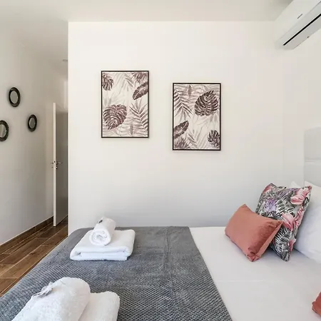 Privilege Casa Dos Capuchinhos, In The Heart Of Holiday home